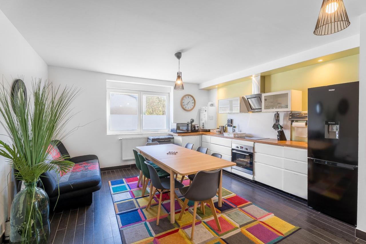 Ch Privee 22M - Canape Lit - Wifi - Appart 120M Woippy Exteriör bild