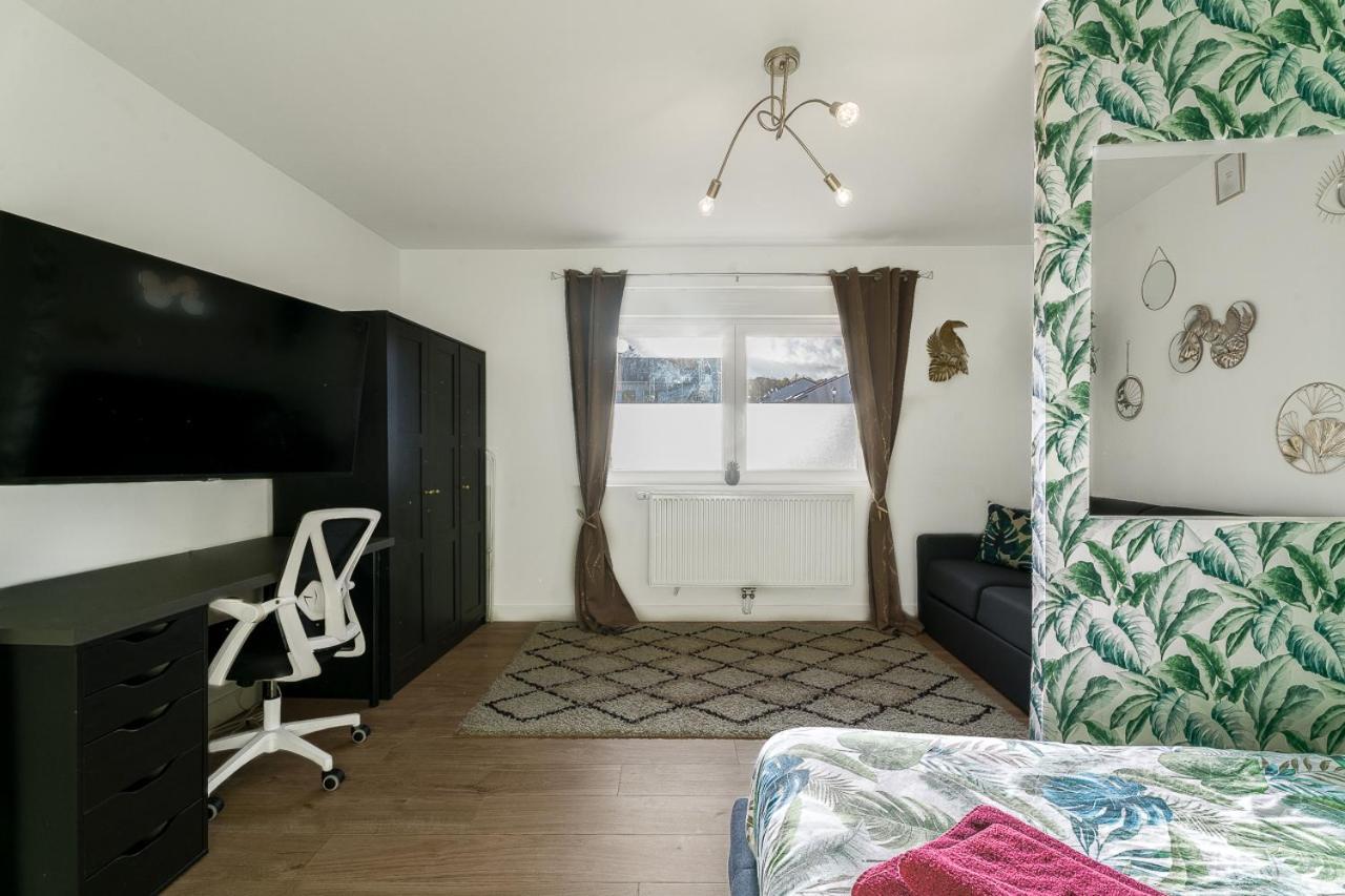 Ch Privee 22M - Canape Lit - Wifi - Appart 120M Woippy Exteriör bild